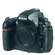 Nikon D 700 DSLR mit 17.787