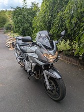 Schöne Suzuki Bandit 1250 mit ABS und reichhaltigem Zubehör
