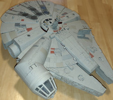 Star Wars Millennium Falcon -