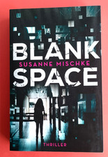 Blank Space: Thriller von