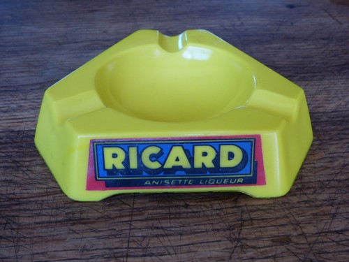 Werbeaschenbecher ricard - werbeaschenbecher,