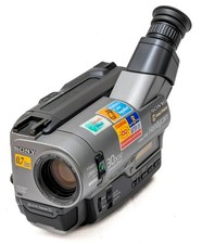 Sony Handycam CCD-TR820E