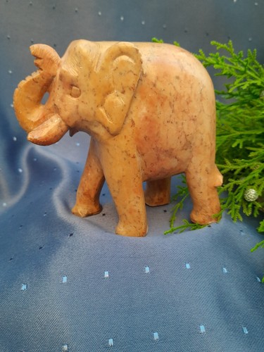 Deko elefant mit gehobenen - deko,