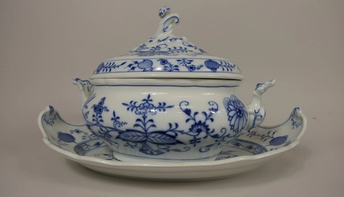 Meissen zwiebelmuster terrine - meissen,