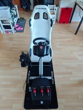 Playseat Evolution Rennsitz Sim Racing Cockpit Weiß + Logitech G27 Racing Wheel