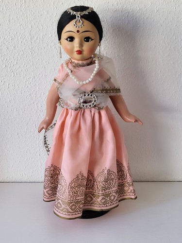Alte russische puppe - alte,