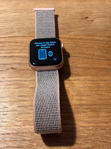 Apple watch series - watch, 4