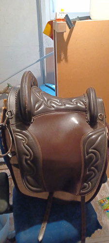 Brauner baumloser sattel - brauner,
