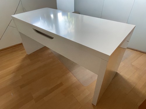 Verkaufe schreibtisch mit - verkaufe,