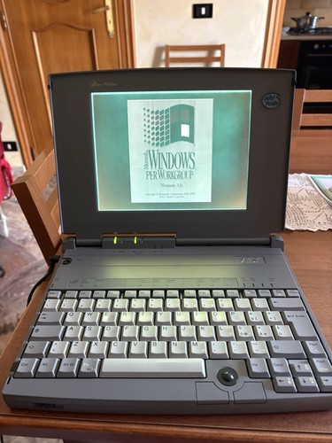 Laptop notebook vintage ast - notebook,