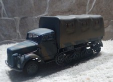 BANDAI    1:48      Militär