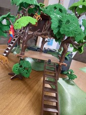 Playmobil Baumhaus mit Bäumen
