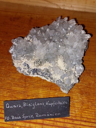 Quarz bleiglanz kupferkies - -,