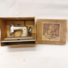 x-97111	Alte Casige Kinder