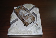 1/35 gebaut, built, Dioplatte Schutzwall, Winter 30x26cm für alle Epochen