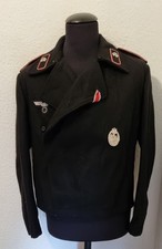 Schwarze Jacke der