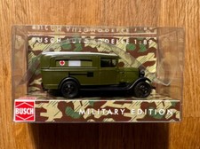 Top: Busch 47727 Ford GAZ AA