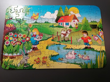Puzzle teile auf - dem, land