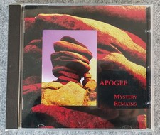 Apogee - Mystery Remains (Solo-Projekt des Versus X-Sängers)