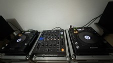 2x Pioneer Cdj 850 K  Und  Pioneer Djm 850 K