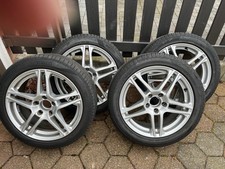 Alu-Felgen mit Pirelli