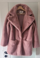 Sublevel, Mantel, Damen