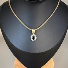 WUNDERSCHÖNER ANHÄNGER 1