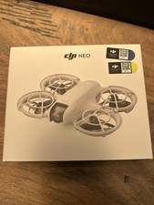 DJI Neo Drohne mit Zubehör