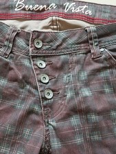 Buena Vista Malibu Größe L Leichtes Karo Jeans ,bordeaux mit grün,used Look