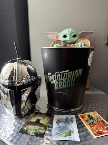 Star wars mandalorian and - star,