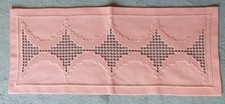 Hardanger Stickerei Handarbeit Tischläufer  66 x 28 cm, Rose, NEU