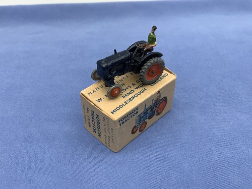 Britains 604 fordson - lv/604,