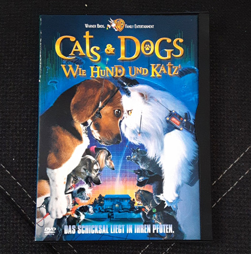 Warner bros cats - &, –