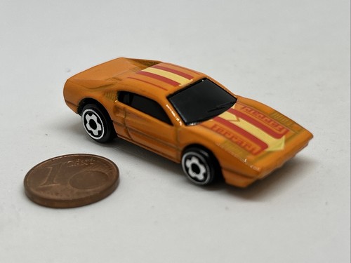 Hot wheels mini micro ferrari - wheels,