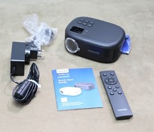 Philips NeoPix 113 True HD 720p Mini-Beamer Wi-Fi-Display