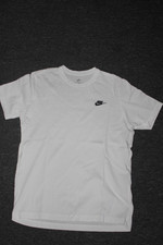 Nike T-Shirt Größe M weiß