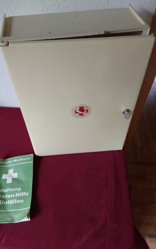 Ddr arzneischrank badschrank - ddr, arzneischrank;