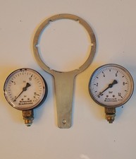 2x Manometer und