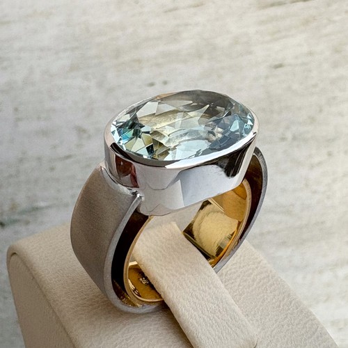 Weißgold ring mit - mit, aquamarin
