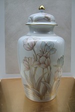 Elegante Deckelvase Kaiser