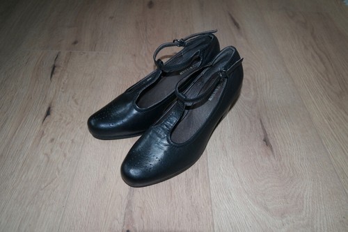 Schwarze spangenpumps gerry - schwarze,