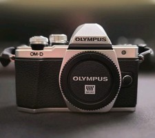 Olympus OM-D E-M10 Mark II