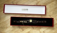 Damen Armbanduhr Cay / Designuhr / Anhänger / Neu inkl. Uhrenarmband Verpackung