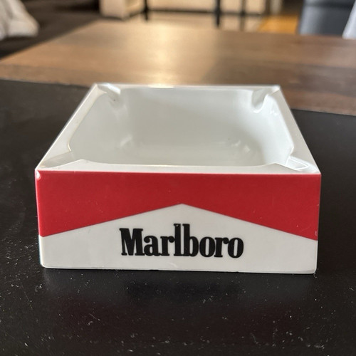 Marlboro aschenbecher - marlboro,
