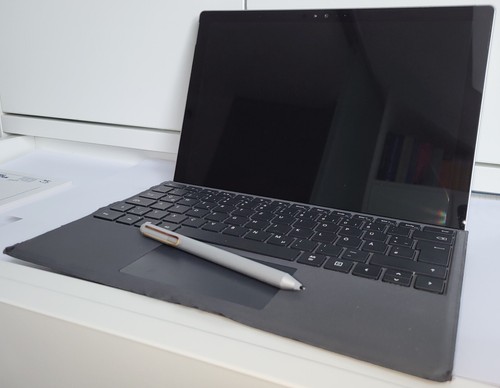 Surface pro mit type cover - pro, 4