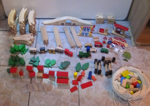 Spielzeug holzeisenbahn mit - holzeisenbahn,
