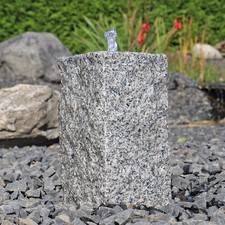 Granit Quellstein Brunnen Gartenbrunnen LED Stein Säule Steinbrunnen Komplettset
