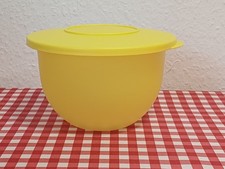 Tupperware   * Junge Welle