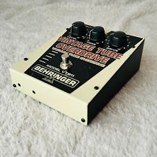 Behringer Vintage Tube Overdrive VT911 Overdrive Effektpedal für Gitarre
