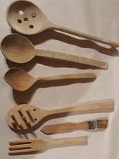 Konvolut 6 Holz Küchenutensilien Holzlöffel Spaghetti Kloß groß & Gabel & Pinsel